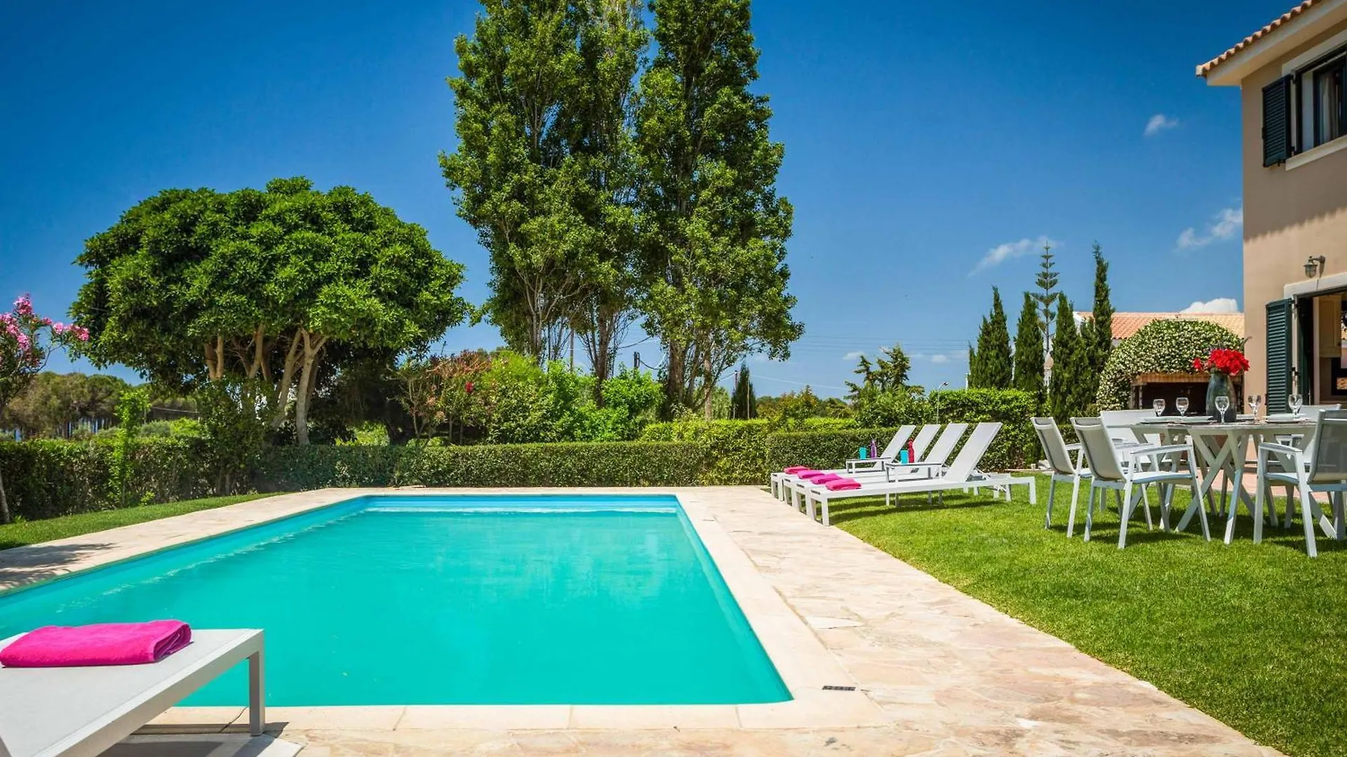 Villa Iro Svoronata